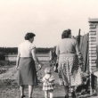 Ulice Pod gar�emi v pol.minul�ho stolet�.Tam kde jsou dnes nov� domky bude je�t� dlouho jen pole.