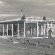 Stavba klubovna na novém hřišti v Budovatelské ul. v r. 1943